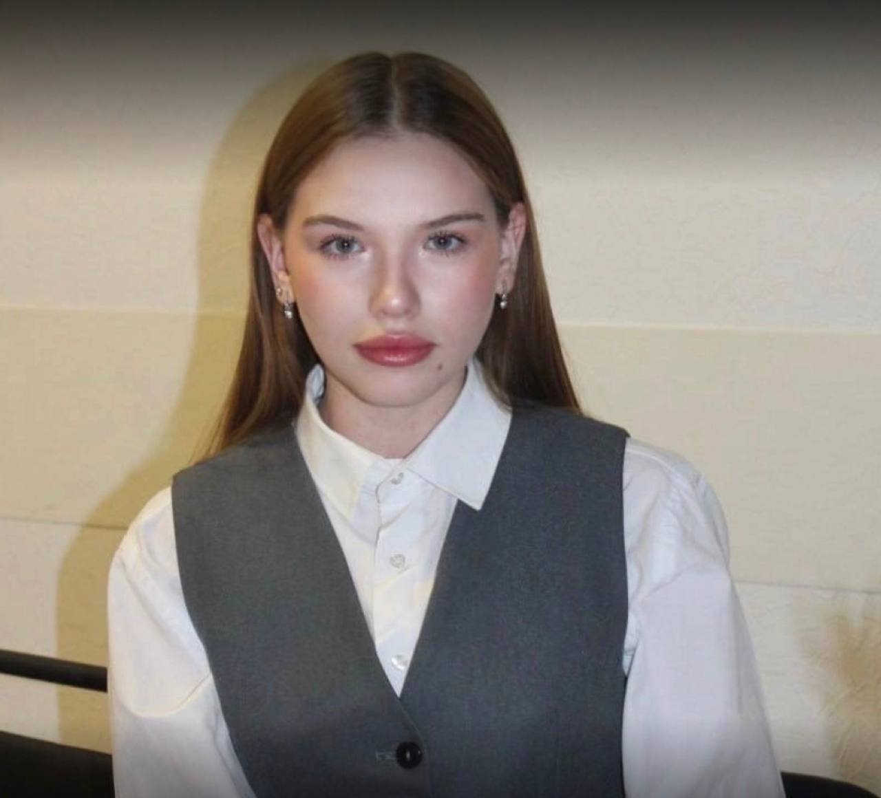 Julia, менеджер